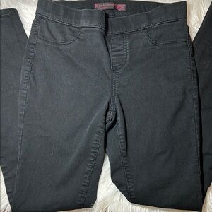 Women's Black Jeggings